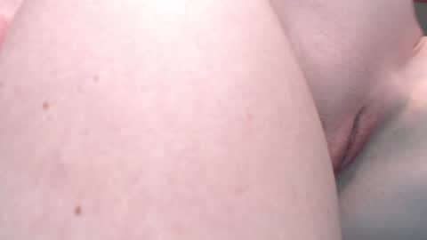 Snapshot of emilly_angel chatting on 2, 1, 2025 Emily online show from 2, 1, 2025