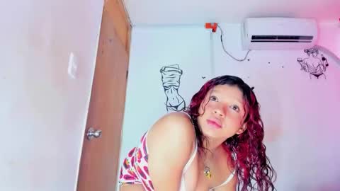 Snapshot of emilly_coper18 chatting on 20, 2, 2026 emily online show from 20, 2, 2026