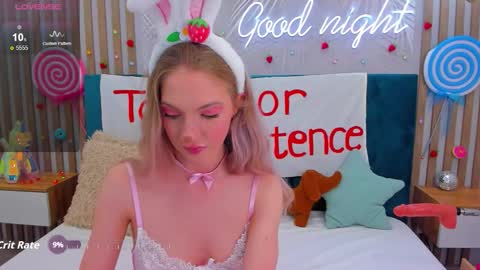 Emilly online show from 26, 10, 2025