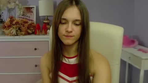 Snapshot of emilly_lust99 chatting on 6, 3, 2025 Emilly online show from 6, 3, 2025