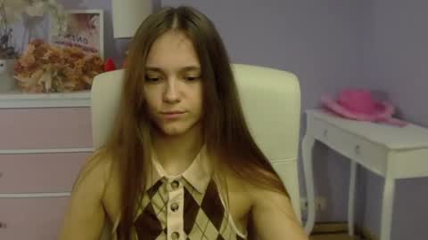 Snapshot of emilly_lust99 chatting on 12, 3, 2025 Emilly online show from 12, 3, 2025