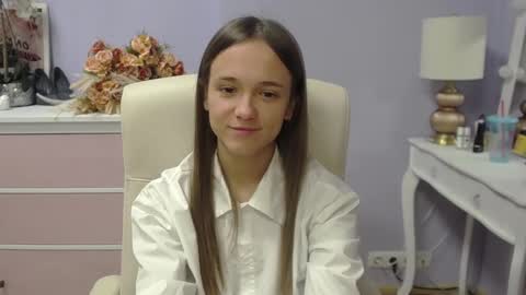 Snapshot of emilly_lust99 chatting on 20, 11, 2025 Emilly online show from 20, 11, 2025