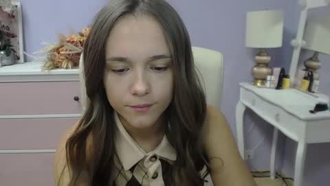 Snapshot of emilly_lust99 chatting on 4, 12, 2025 Emilly online show from 4, 12, 2025