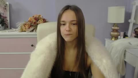 Snapshot of emilly_lust99 chatting on 16, 12, 2025 Emilly online show from 16, 12, 2025