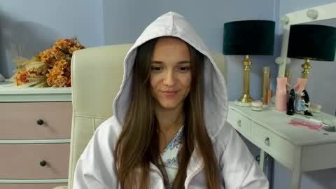 Emilly online show from 30, 5, 2026