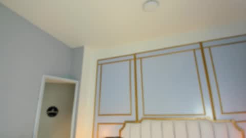 emilly_mell online show from 6, 11, 2025