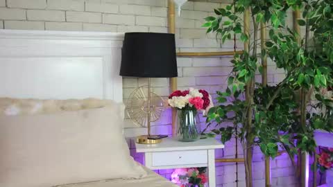 Snapshot of emillybronte chatting on 1, 5, 2026 EMMA online show from 1, 5, 2026