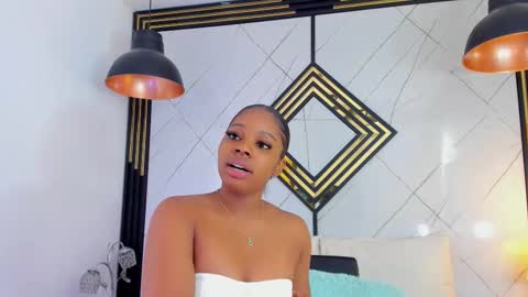 Snapshot of emillydiaz chatting on 15, 11, 2025 Emilly online show from 15, 11, 2025