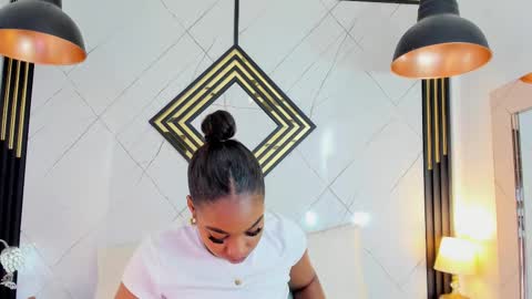 Snapshot of emillydiaz chatting on 20, 12, 2025 Emilly online show from 20, 12, 2025
