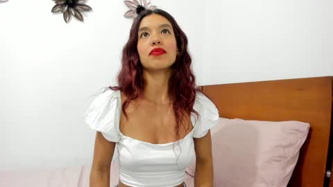 Snapshot of emillygonzalez chatting on 29, 1, 2025 . . online show from 29, 1, 2025