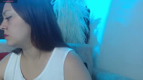 Snapshot of emily308876 chatting on 3, 6, 2026 emily308876 online show from 3, 6, 2026