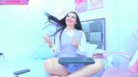 emily9__ online show from 9, 4, 2026