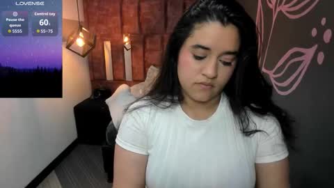 Snapshot of emily__fox__ chatting on 25, 9, 2025 EMILY FOX online show from 25, 9, 2025