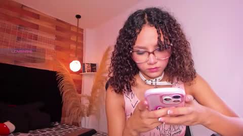 Snapshot of emily_brown04 chatting on 23, 9, 2025 emily_brown04 online show from 23, 9, 2025