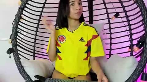 Snapshot of emily_bruss chatting on 17, 6, 2026 emily_bruss online show from 17, 6, 2026
