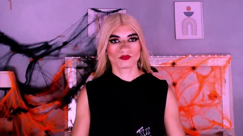 emily_castillo1_ online show from 8, 10, 2025