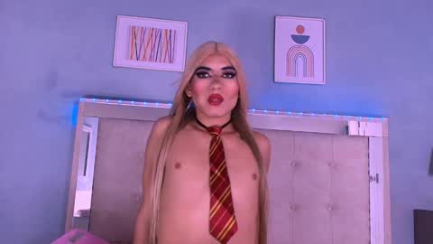 emily_castillo1_ online show from 16, 10, 2025