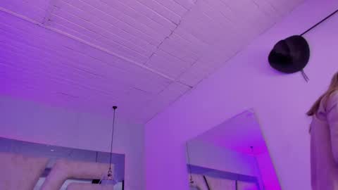 Emily online show from 24, 10, 2025