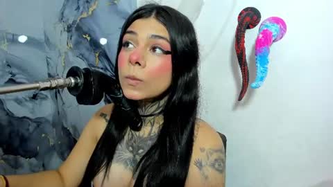 emily_evol online show from 2, 7, 2026