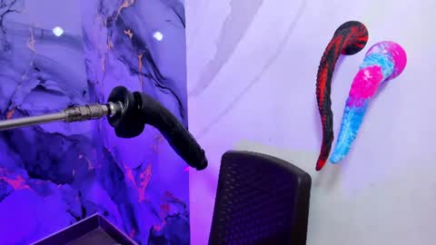 emily_evol online show from 11, 7, 2026