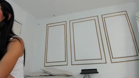 emily_gaviria1 online show from 20, 3, 2026