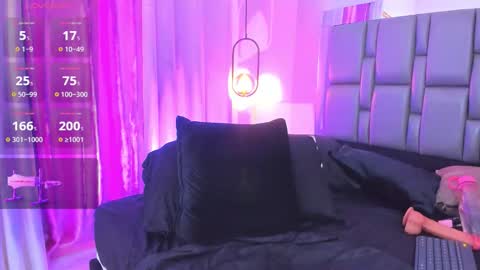 Emi  online show from 24, 11, 2025