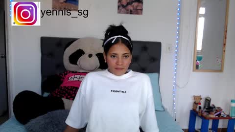 Snapshot of emily_hot_01 chatting on 23, 2, 2025 emily online show from 23, 2, 2025