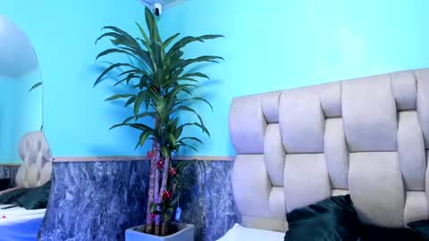 Emily online show from 4, 3, 2025