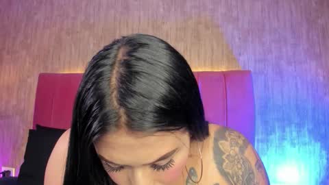 Snapshot of emily_klarence chatting on 4, 2, 2026 Emily online show from 4, 2, 2026