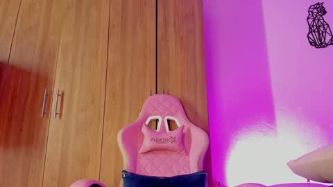 emily lady20  Independient modelIndependiente online show from 6, 3, 2025