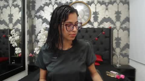 Emily online show from 1, 3, 2025