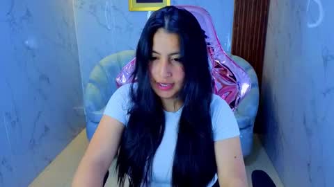 Emily  online show from 22, 11, 2025