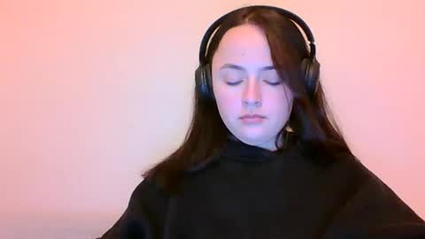 emily_morning_dew online show from 24, 1, 2025