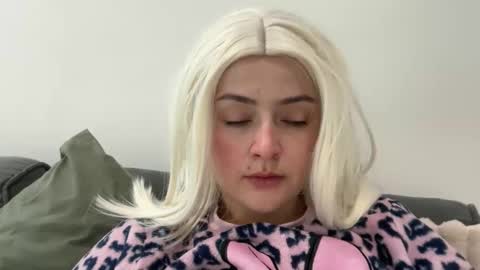 emily_morning_dew online show from 23, 11, 2025