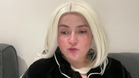 emily_morning_dew online show from 5, 1, 2026