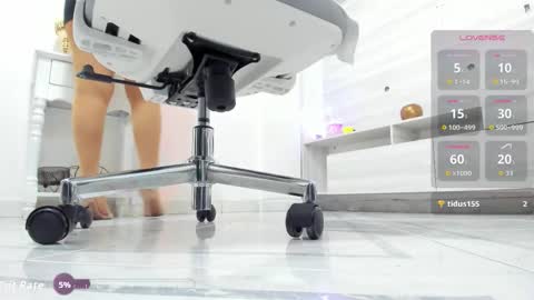 emili online show from 23, 11, 2025