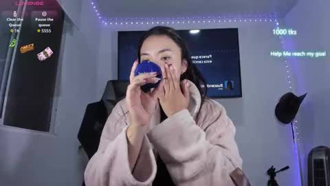 Snapshot of emily_palmeer chatting on 4, 3, 2026 emily_palmeer online show from 4, 3, 2026