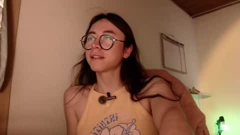 emily_pearl_ online show from 6, 12, 2024