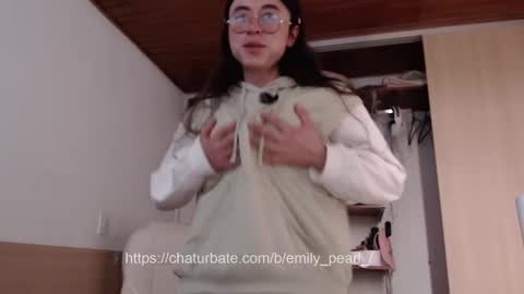 emily_pearl_ online show from 20, 2, 2025