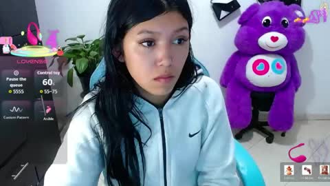       online show from 18, 4, 2026