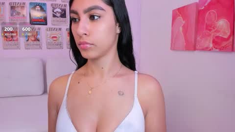 Snapshot of emily_roux chatting on 2, 11, 2025 EMILY online show from 2, 11, 2025