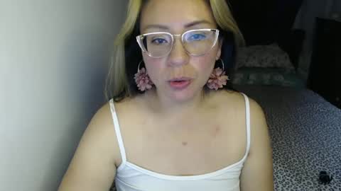 Snapshot of emily_sexy69 chatting on 22, 2, 2025 Emily online show from 22, 2, 2025