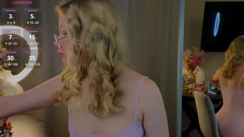 emily shepard online show from 17, 9, 2025