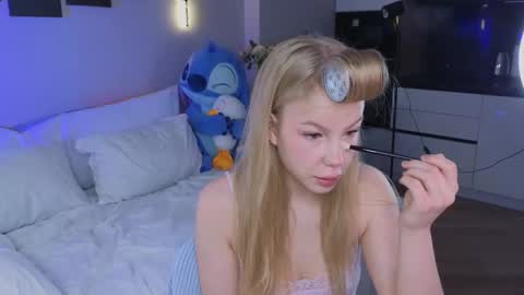 emily shepard online show from 10, 4, 2026