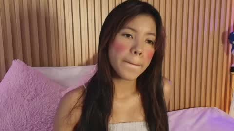 Snapshot of emily_sweett12 chatting on 13, 5, 2026 Emily online show from 13, 5, 2026