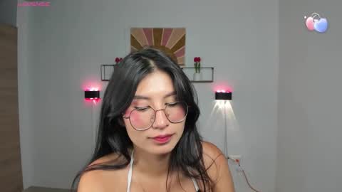 Snapshot of emily_villamil_ chatting on 24, 2, 2026 Emi online show from 24, 2, 2026