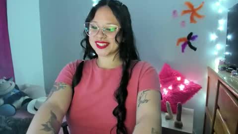 emily_vixen_ online show from 20, 10, 2025