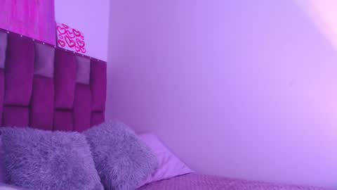 Snapshot of emily_w2 chatting on 31, 1, 2025 emily_w2 online show from 31, 1, 2025