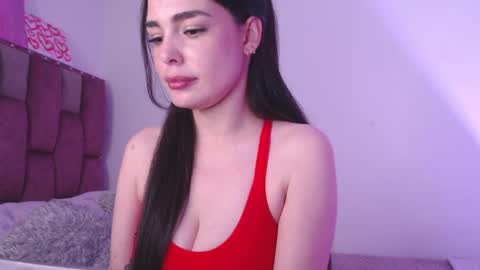 Snapshot of emily_w2 chatting on 18, 2, 2025 emily_w2 online show from 18, 2, 2025