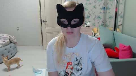 Snapshot of emily_york18 chatting on 4, 5, 2026 Emily online show from 4, 5, 2026